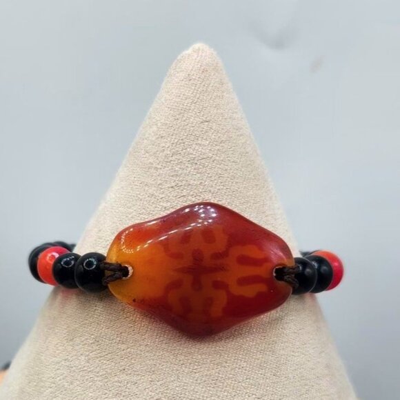 Handmade Carnelian & Onyx Beaded Adjustable Bracelet - Picture 2 of 5